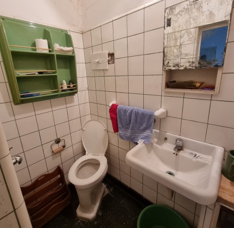 CASA 3 DORMITORIOS EN BARRIO SARMIENTO CON GARAGE Y PATIO