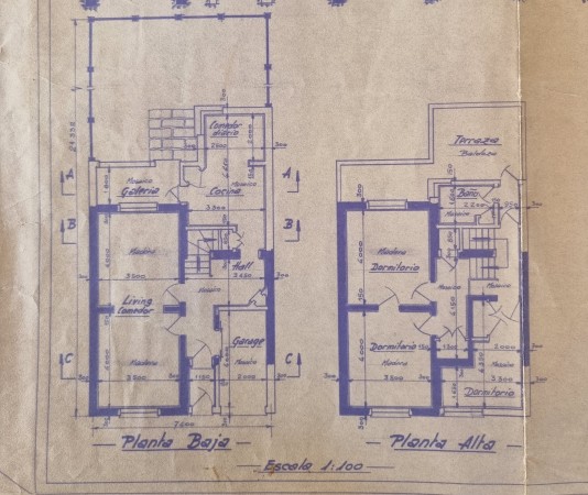 CASA 3 DORMITORIOS EN BARRIO SARMIENTO CON GARAGE Y PATIO