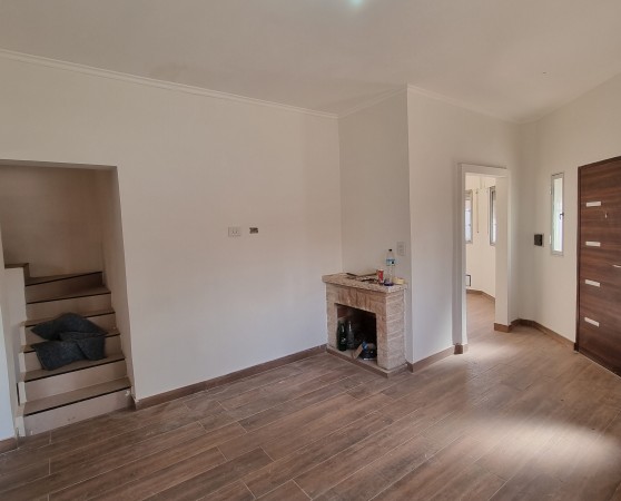 VENTA CASA ECHESORTU 80m2 exclusivos, 2 DORMITORIOS 2 BANOS, TERRAZA CON PARRILLERO