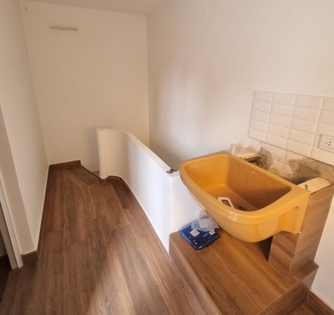 VENTA CASA ECHESORTU 80m2 exclusivos, 2 DORMITORIOS 2 BANOS, TERRAZA CON PARRILLERO