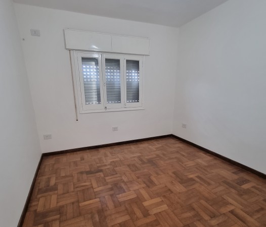 VENTA CASA ECHESORTU 80m2 exclusivos, 2 DORMITORIOS 2 BANOS, TERRAZA CON PARRILLERO