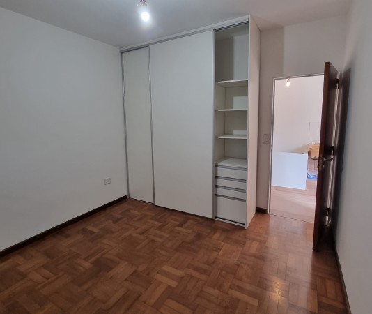 VENTA CASA ECHESORTU 80m2 exclusivos, 2 DORMITORIOS 2 BANOS, TERRAZA CON PARRILLERO