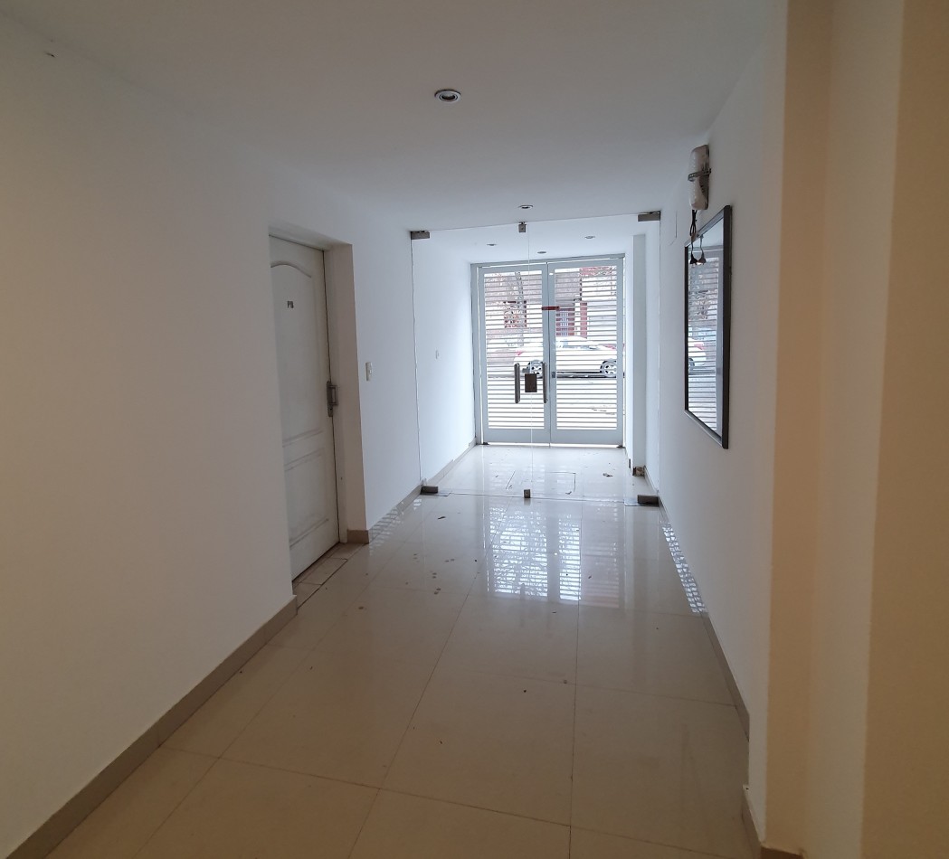 VENTA MONOAMBIENTE  COCHABAMBA CASI ESQUINA NECOCHEA