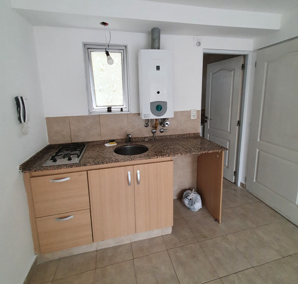 VENTA MONOAMBIENTE  COCHABAMBA CASI ESQUINA NECOCHEA