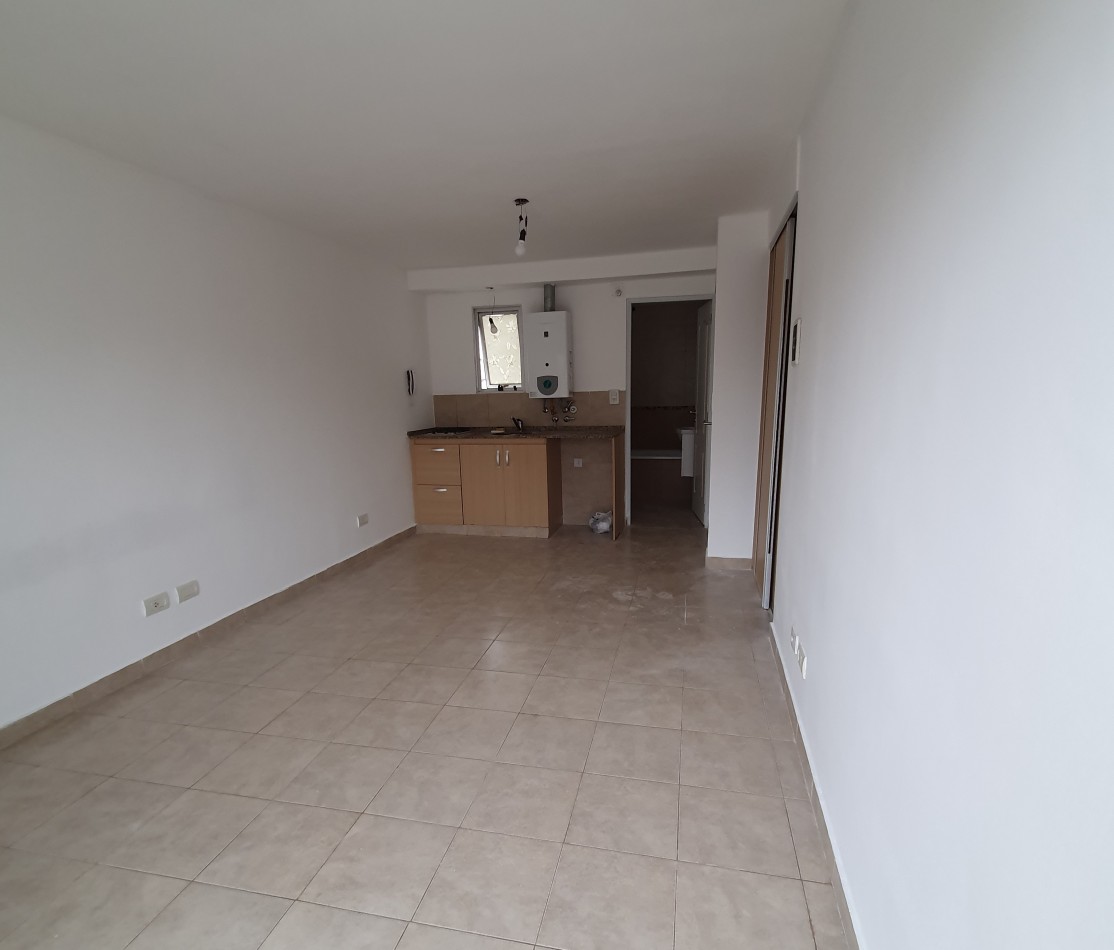 VENTA MONOAMBIENTE  COCHABAMBA CASI ESQUINA NECOCHEA