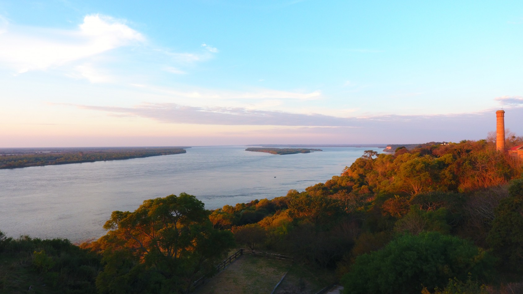 VENTA TERRENO EN PARANA CON SALIDA HACIA EL RIO DE 11 HECTAREAS