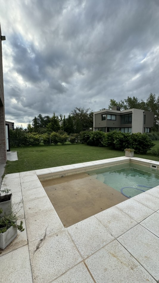 Venta casa Country barrio cerrado Los Pasos del Jockey