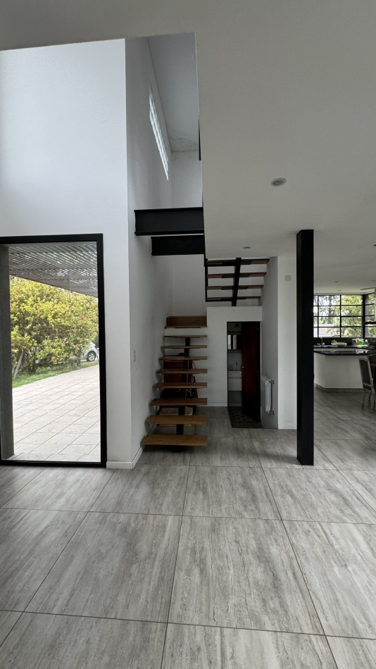 Venta casa Country barrio cerrado Los Pasos del Jockey