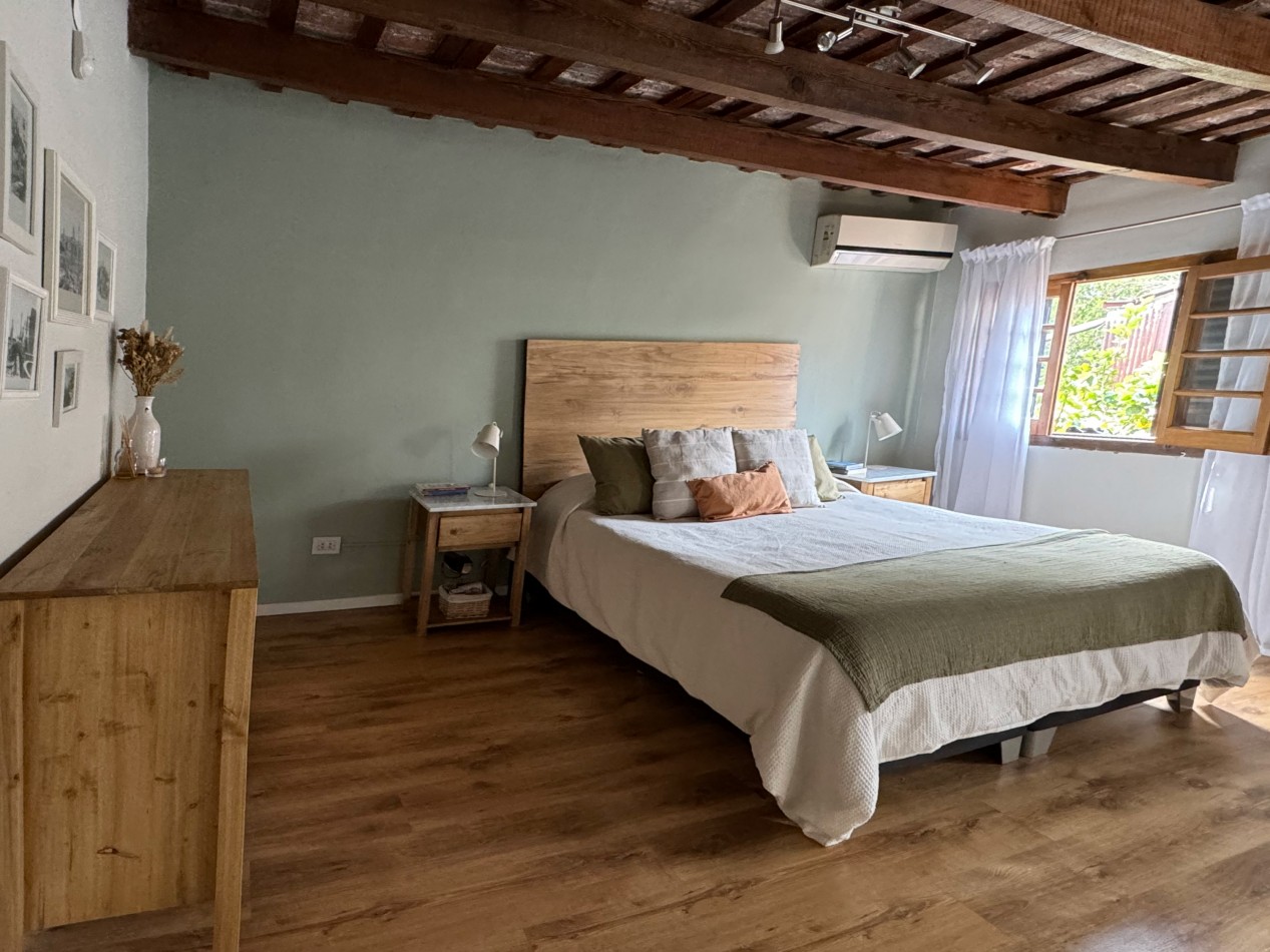 RETASADO  VENTA PASILLO 2 DORMITORIOS IMPECABLE EN REFINERIA 79 m2 exclusivos mas patio con parrillero.