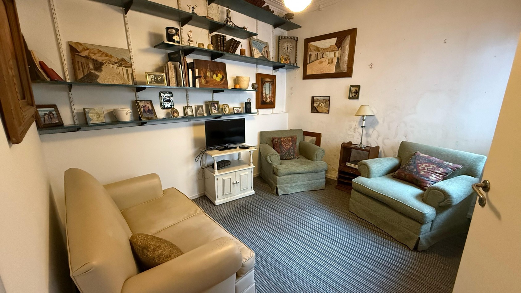 CASA PLANTA BAJA DE 2 o 3 DORMITORIOS Y PATIO