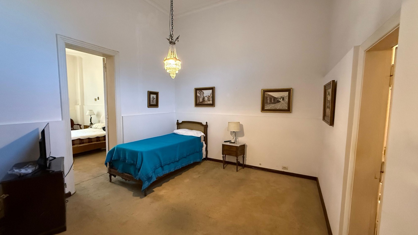 CASA PLANTA BAJA DE 2 o 3 DORMITORIOS Y PATIO