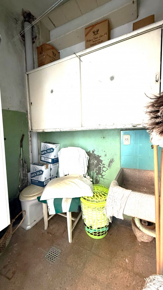 CASA PLANTA ALTA DE 2 DORMITORIOS DE 80M2 Y PATIO EXCLUSIVO