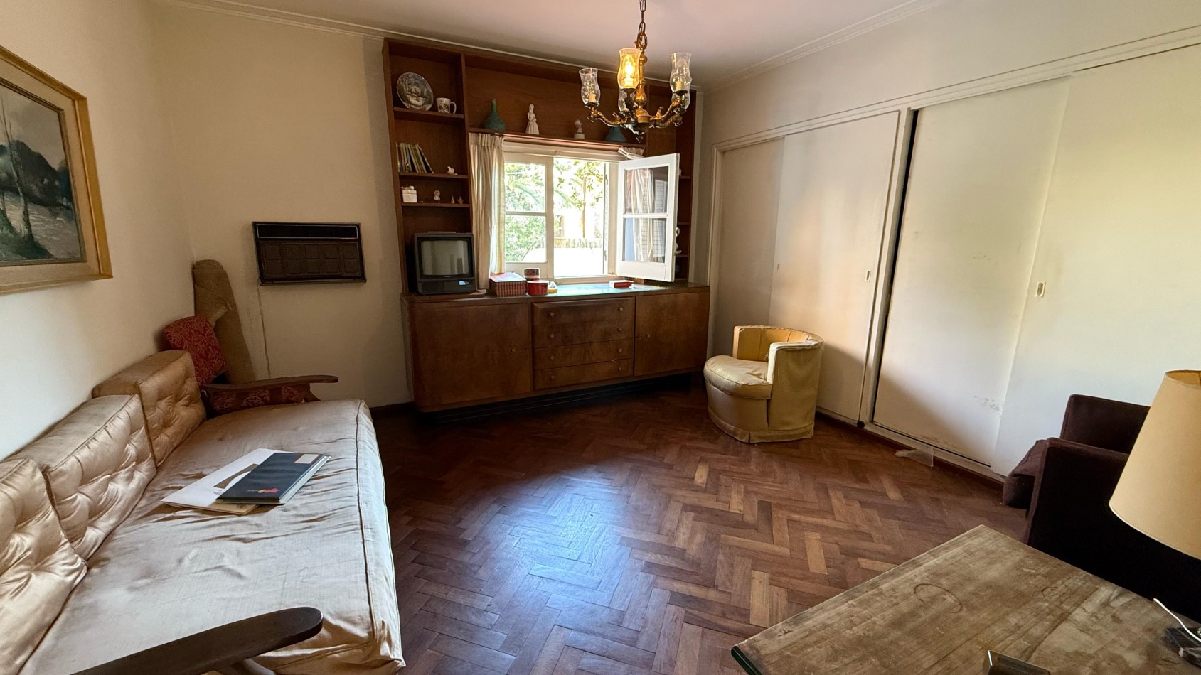 CASA PLANTA ALTA DE 2 DORMITORIOS DE 80M2 Y PATIO EXCLUSIVO