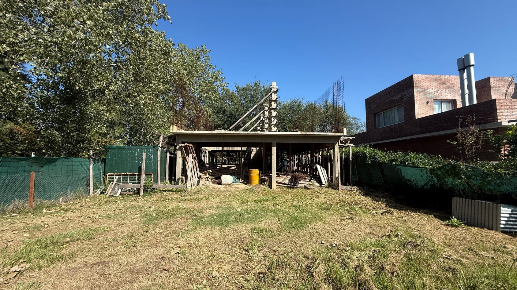 VENTA CASA ATERMINAR EN LOS PASOS 1 BARRIO CERRADO