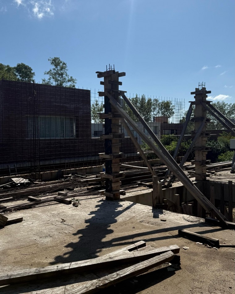 VENTA CASA ATERMINAR EN LOS PASOS 1 BARRIO CERRADO