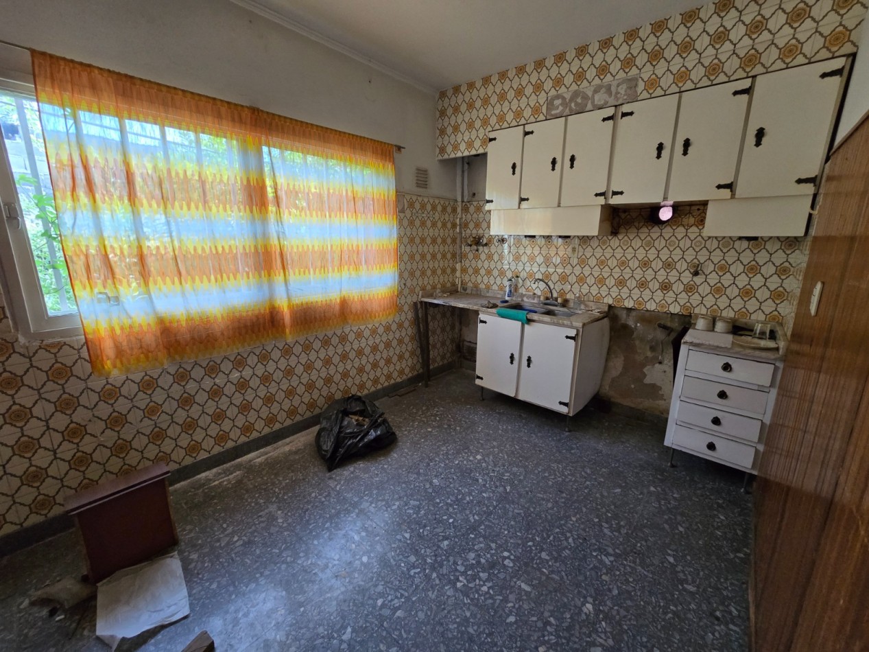 VENTA CASA EN Bv. 27 DE FEBRERO 5672 ENTRE Pedro L. Funes y Tte. Agneta