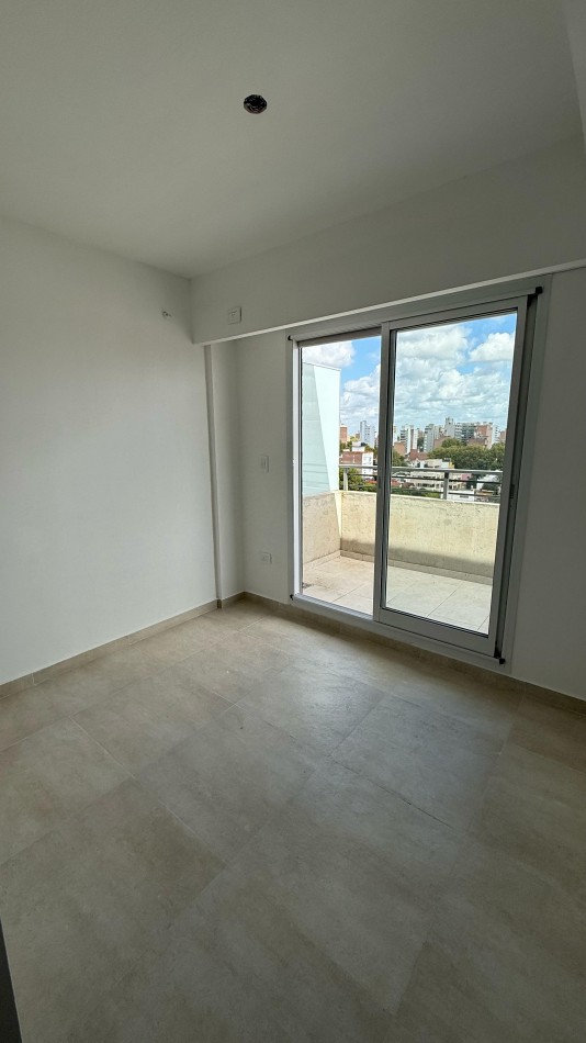VENTA DEPARTAMENTOS OV. LAGOS Y MENDOZA 1 DORMITORIO Y MONOAMBIENTE CON TERRAZA EXCLUSIVA. POSIBILIDAD DE COCHERAS
