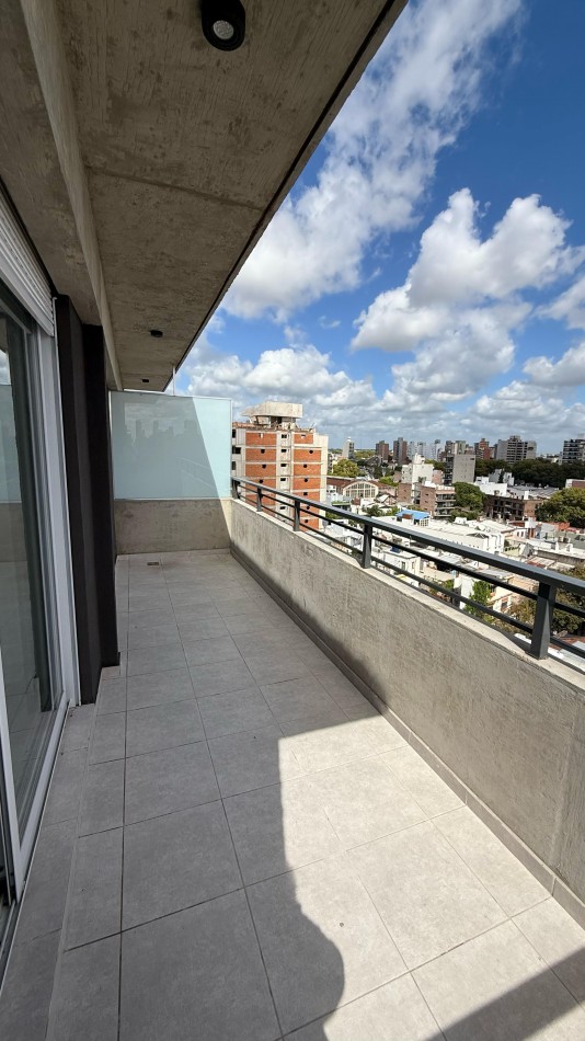 VENTA DEPARTAMENTOS OV. LAGOS Y MENDOZA 1 DORMITORIO Y MONOAMBIENTE CON TERRAZA EXCLUSIVA. POSIBILIDAD DE COCHERAS