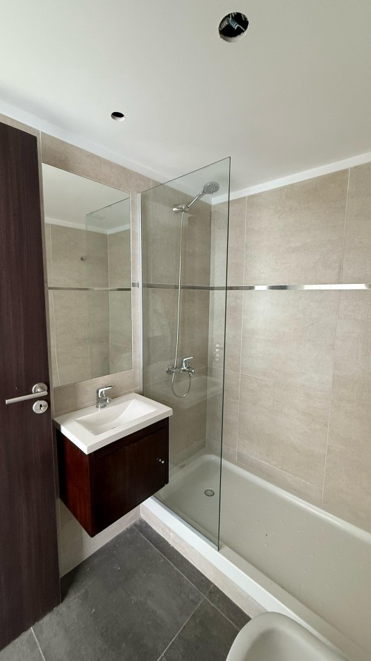 VENTA DEPARTAMENTOS OV. LAGOS Y MENDOZA 1 DORMITORIO Y MONOAMBIENTE CON TERRAZA EXCLUSIVA. POSIBILIDAD DE COCHERAS