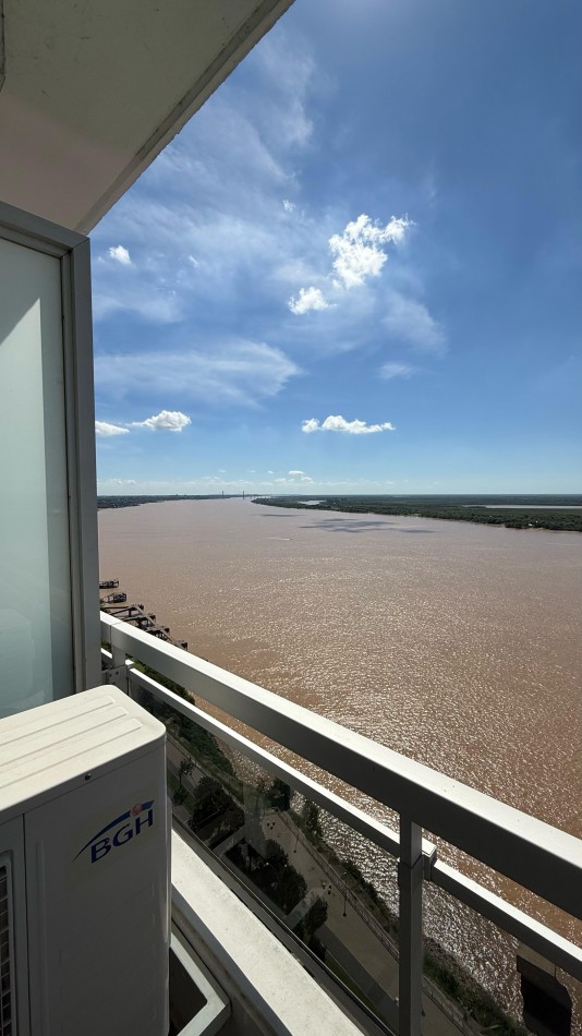 DEPARTAMENTO EN MAUI TERMINADO PISO 22 DE 1 DORMITORIO CON BALCON AL RIO Y COCHERA