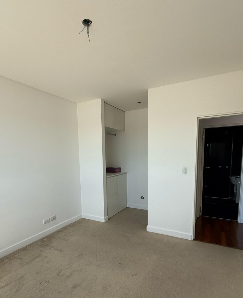 DEPARTAMENTO EN MAUI TERMINADO PISO 22 DE 1 DORMITORIO CON BALCON AL RIO Y COCHERA