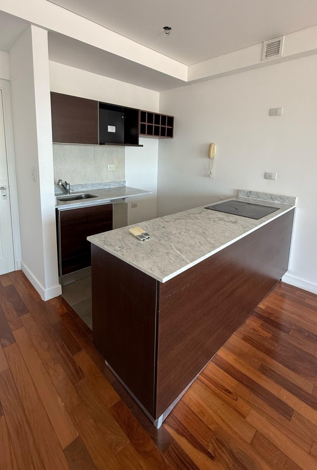 DEPARTAMENTO EN MAUI TERMINADO PISO 22 DE 1 DORMITORIO CON BALCON AL RIO Y COCHERA