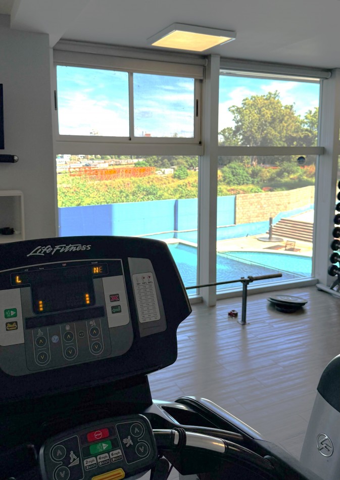 DEPARTAMENTO EN MAUI TERMINADO PISO 22 DE 1 DORMITORIO CON BALCON AL RIO Y COCHERA