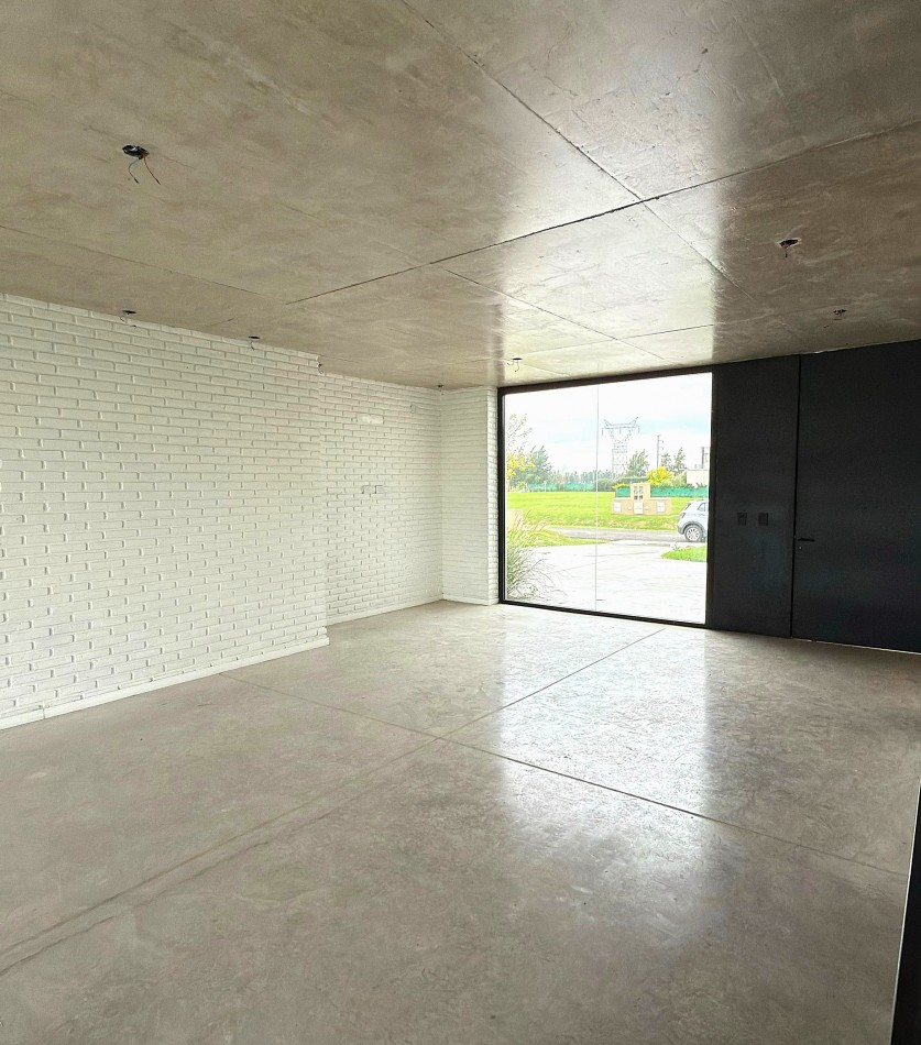 VENTA CASA A ESTRENAR DE 3 DORMITORIOS, 3 BAÑOS, 200M2 CONSTRUIDOS, 800M2 TERRENO