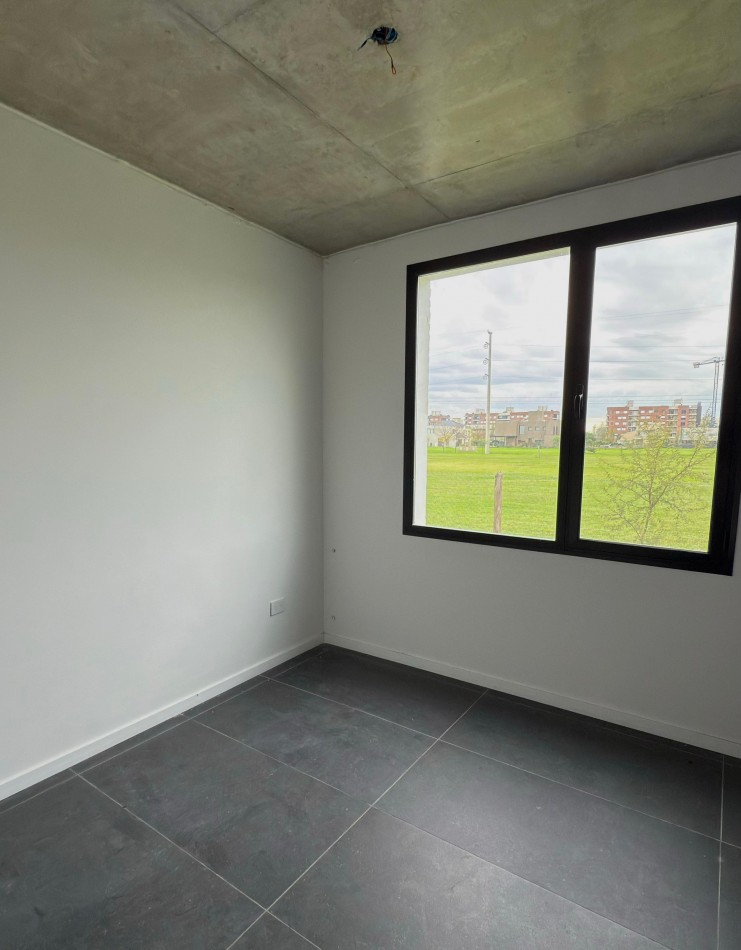 VENTA CASA A ESTRENAR DE 3 DORMITORIOS, 3 BAÑOS, 200M2 CONSTRUIDOS, 800M2 TERRENO