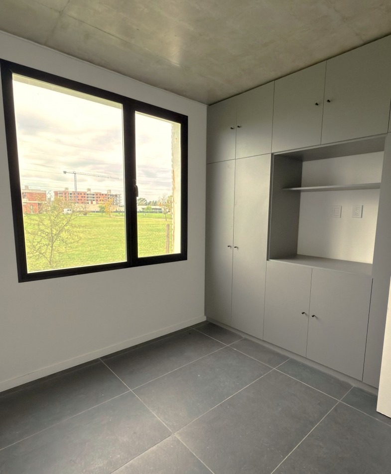 VENTA CASA A ESTRENAR DE 3 DORMITORIOS, 3 BAÑOS, 200M2 CONSTRUIDOS, 800M2 TERRENO