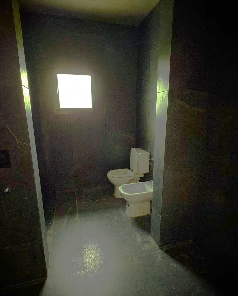 VENTA CASA A ESTRENAR DE 3 DORMITORIOS, 3 BAÑOS, 200M2 CONSTRUIDOS, 800M2 TERRENO