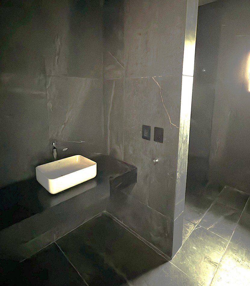 VENTA CASA A ESTRENAR DE 3 DORMITORIOS, 3 BAÑOS, 200M2 CONSTRUIDOS, 800M2 TERRENO