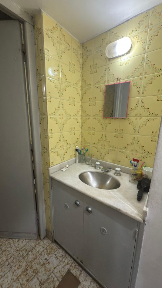 VENTA CASA TODA PLANTA BAJA CON LOCAL A LA CALLE