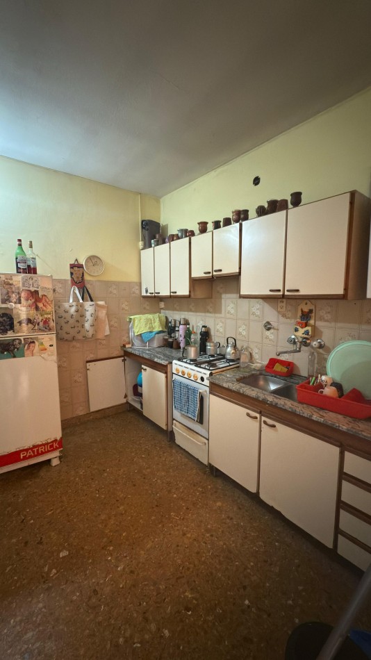 VENTA CASA TODA PLANTA BAJA CON LOCAL A LA CALLE