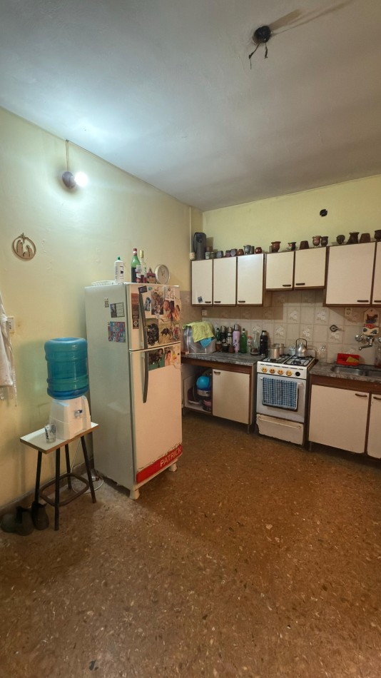 VENTA CASA TODA PLANTA BAJA CON LOCAL A LA CALLE