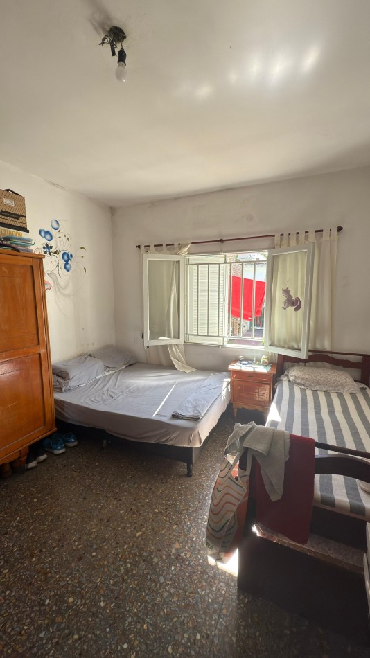 VENTA CASA TODA PLANTA BAJA CON LOCAL A LA CALLE