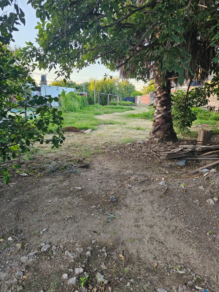 Gran terreno en Fisherton 12.5 x 75 con casa a terminar