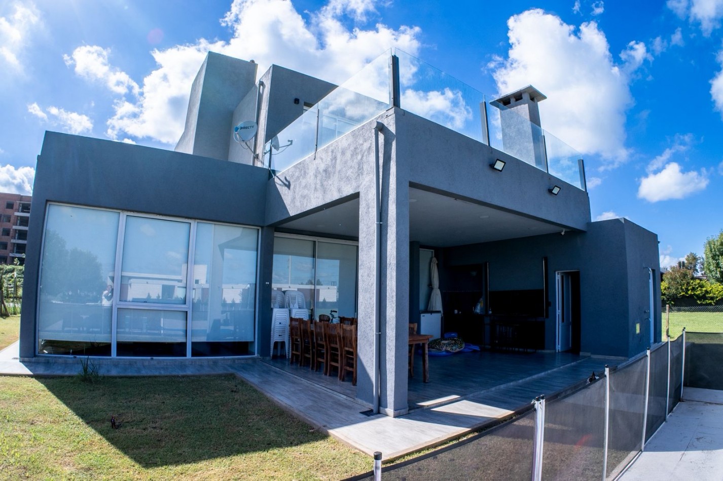 VENTA CASA COUNTRY LOS PASOS GOLF DE 3 DORMITORIOS EN SUITE