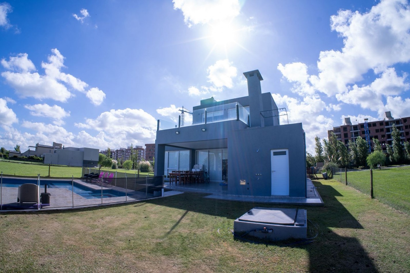 VENTA CASA COUNTRY LOS PASOS GOLF DE 3 DORMITORIOS EN SUITE