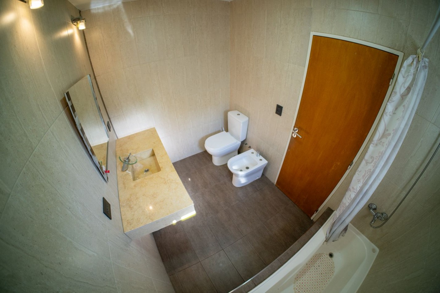 VENTA CASA COUNTRY LOS PASOS GOLF DE 3 DORMITORIOS EN SUITE