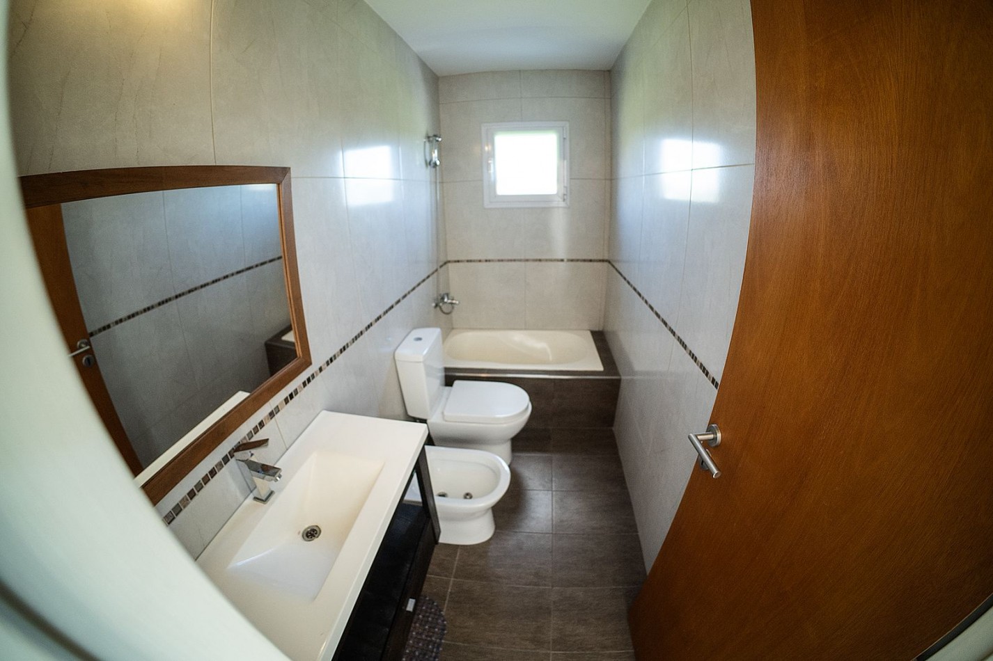 VENTA CASA COUNTRY LOS PASOS GOLF DE 3 DORMITORIOS EN SUITE