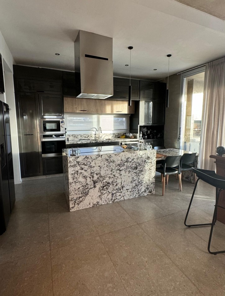 VENTA CASA COUNTRY LOS PASOS GOLF DE 3 DORMITORIOS 