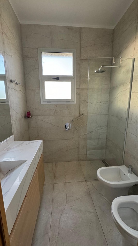 VENTA CASA COUNTRY LOS PASOS GOLF DE 3 DORMITORIOS 