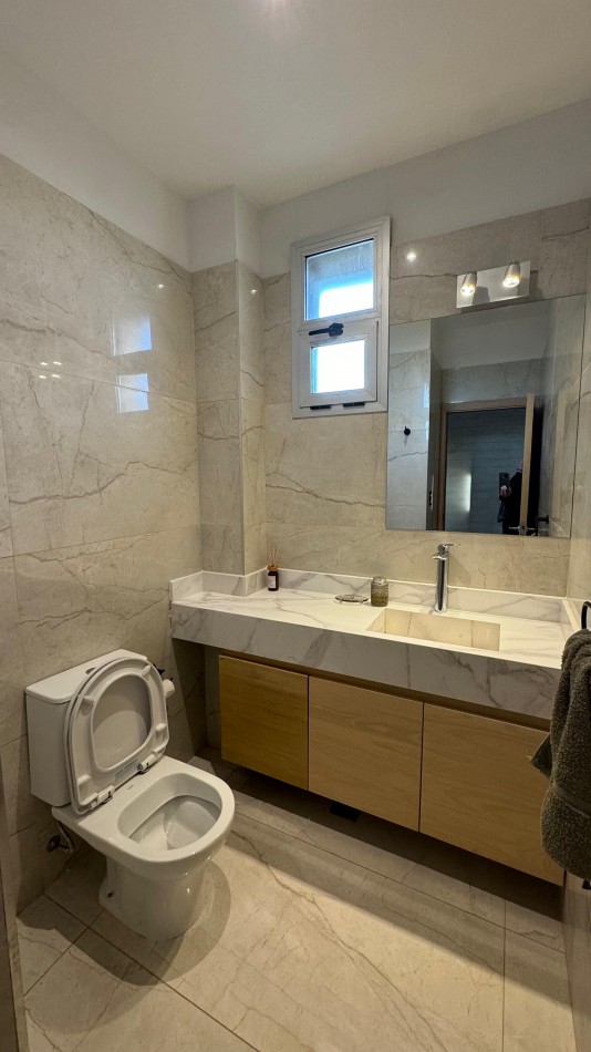 VENTA CASA COUNTRY LOS PASOS GOLF DE 3 DORMITORIOS 