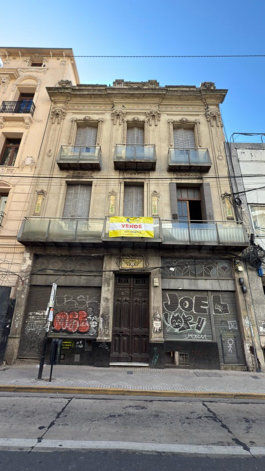 VENTA LOCALES Y OFICINAS SANTA FE Y ENTRE RIOS CON 552 M2 a reciclar