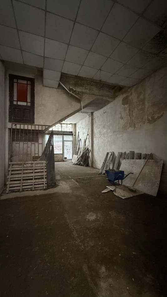 VENTA LOCALES Y OFICINAS SANTA FE Y ENTRE RIOS CON 552 M2 a reciclar