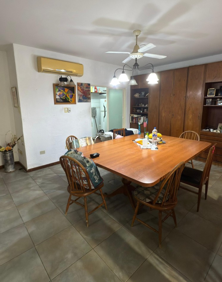 OPORTUNIDAD DE VENTA 2 CASAS JUNTAS EN BARRIO MARTIN CON COCHERA Y PILETA IDEAL 2 FAMILIAS o INSTITUCIONES