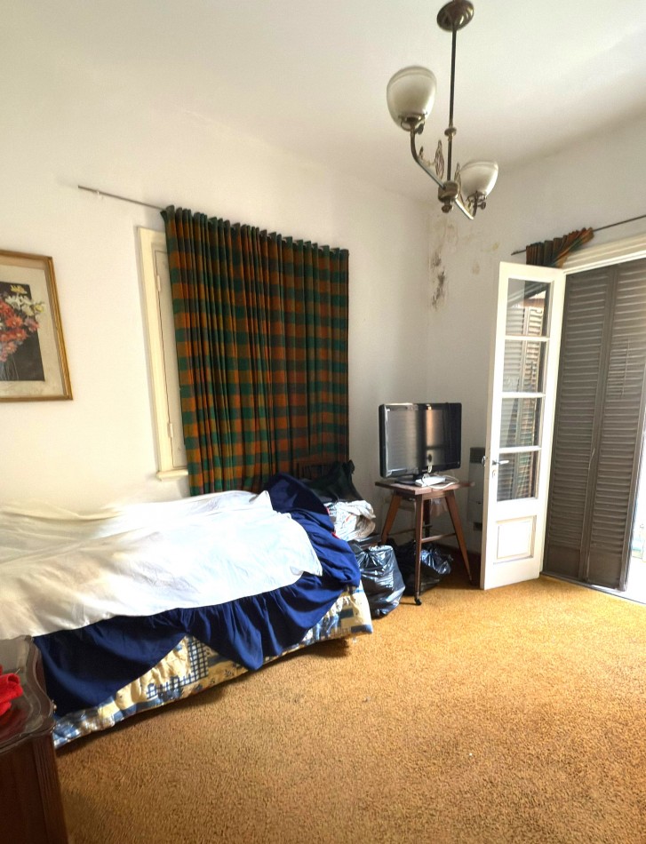 OPORTUNIDAD DE VENTA 2 CASAS JUNTAS EN BARRIO MARTIN CON COCHERA Y PILETA IDEAL 2 FAMILIAS o INSTITUCIONES