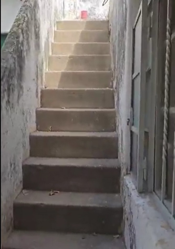 VENTA DEPARTAMENTO  DE PASILLO EN ZEBALLOS Y AVELLANEDA A RECICLAR