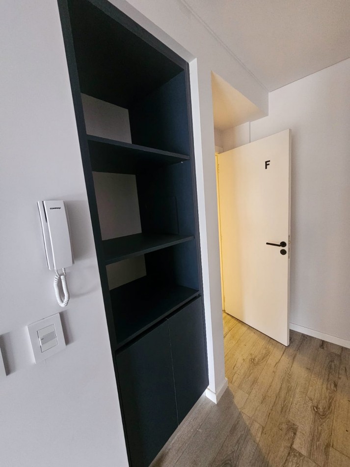 VENTA MONOAMBIENTE A ESTRENAR- 4to PISO dto F TORRE 1 CONTRAFRENTE 23m2.